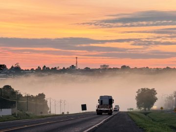 Quinta-feira será de calor e chance de pancadas de chuva em Cascavel