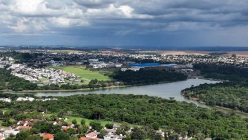 Sexta-feira 13 será de sol e calor em Cascavel, aponta Simepar