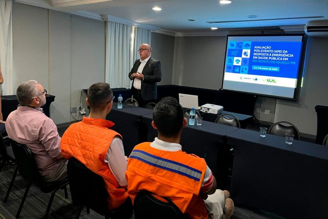 Estado e União avaliam resposta emergencial após tornado em Rio Bonito do Iguaçu