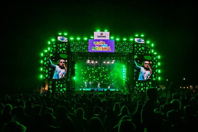 Ilha do Mel tem noite especial do Verão Maior e conquista artistas