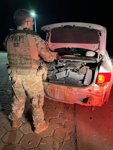 Após perseguição, menores são apreendidos com 660 kg de maconha no Oeste