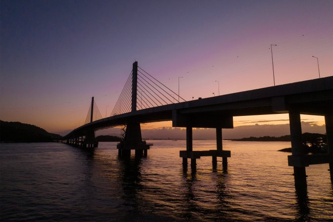 Acabamentos finais: falta um dia para a inauguração da Ponte de Guaratuba