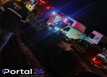 Engavetamento com ônibus e caminhões deixa ao menos 13 feridos na PR-317, entre Nossa Senhora das Graças e Santo Inácio