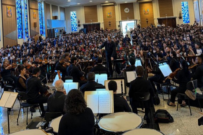 Orquestra Sinfônica do Paraná se apresenta para 700 estudantes em Campo Largo
