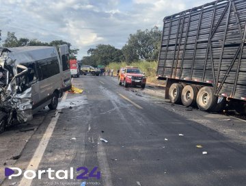 Grave acidente na BR-020 deixa oito mortos em Formosa (GO)
