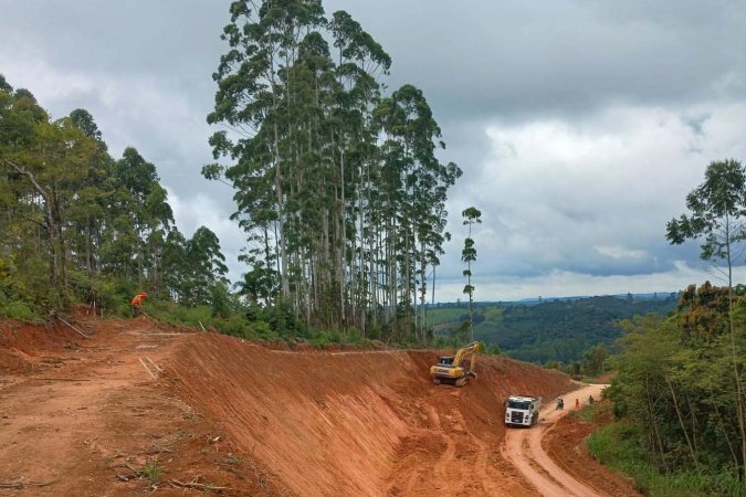 PR-092 em Doutor Ulysses será interditada devido a risco de deslizamento de terra