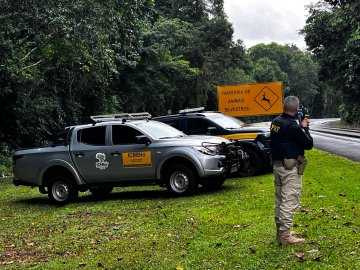 PRF e ICMBio realizam fiscalização conjunta no Parque Nacional do Iguaçu