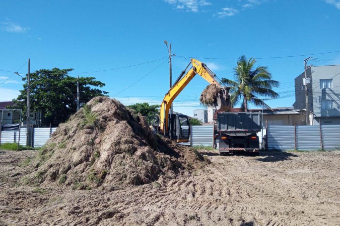Esporte de base: obras da nova Escola de Surfe de Matinhos avançam