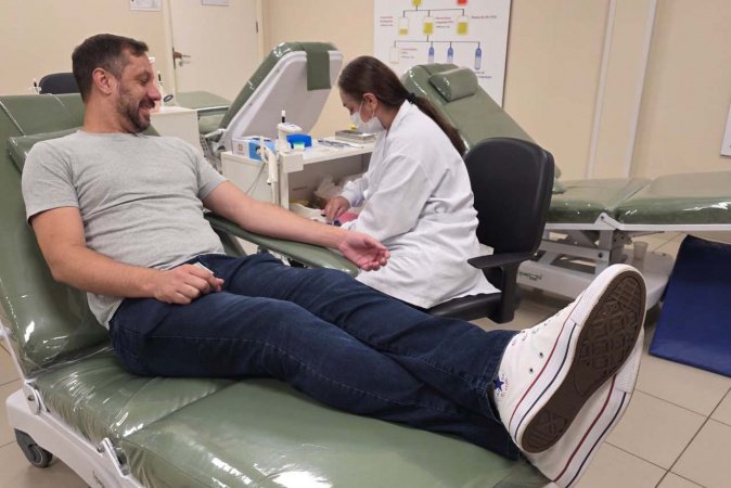 Hemepar tem transporte gratuito e coletas externas para grupos de doadores de sangue