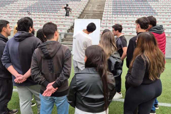 Com modelo usado na Olimpíada, mutirão de emprego reúne 130 jovens em Curitiba