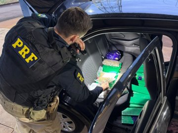 Ações da PRF resultam na apreensão de quase 1,3 tonelada de drogas e na recuperação de veículos adulterados