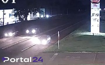Câmera de segurança flagra motoristas fazendo conversão irregular após grave acidente na BR-277 em Santa Tereza do Oeste