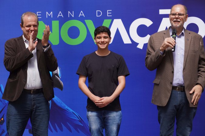 Da zona rural à inovação: programas voltados para jovens do Paraná transformam vida de estudante