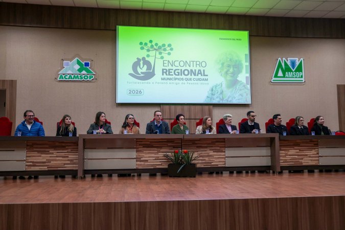 Estado participa de encontro em Francisco Beltrão e fortalece políticas públicas para os idosos