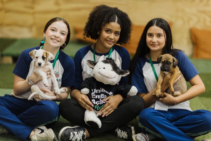Com campanhas sobre proteção animal, alunos da rede estadual impactam a comunidade