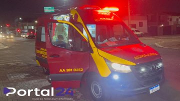 Motoboy fica ferido após perder controle da moto e bater em carro no bairro Neva, em Cascavel