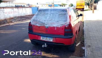 Mulher furta Volkswagen Gol em frente a conveniência em Santa Tereza do Oeste