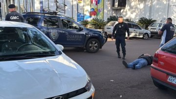 Pedestre é atropelado na rua Erechim