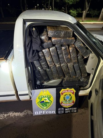 PF e PM apreendem veículos carregados com mais de 1 tonelada de maconha em Santa Helena