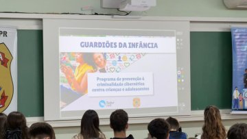 Polícia Federal leva projeto de prevenção ao abuso infantil e crimes virtuais para estudantes de Umuarama