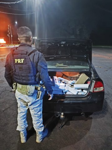PRF apreende 116 quilos de maconha na BR-277
