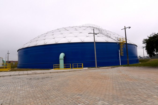 Sanepar conclui maior reservatório de água tratada da América Latina em duplo aço