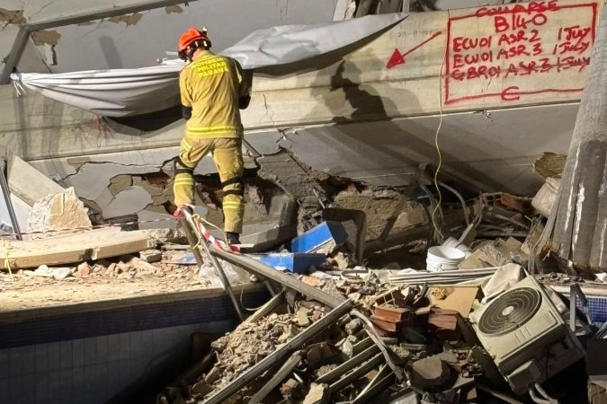 Bombeiros do Paraná mantêm busca por sobreviventes na força-tarefa na Venezuela