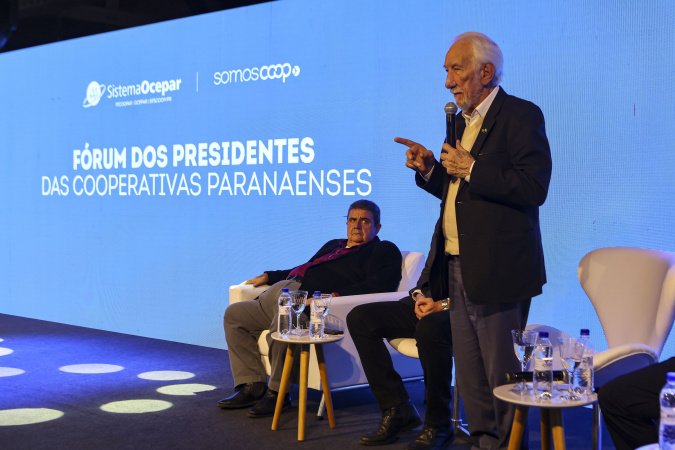 Darci Piana destaca força do cooperativismo paranaense em encontro com setor