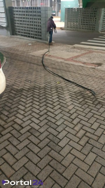 Homem é preso em flagrante por furto de fios no centro de Cascavel