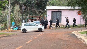 Polícia Civil cumpre mandados de operação em Cascavel