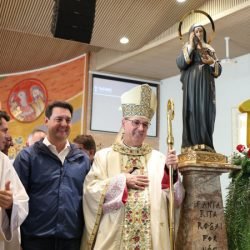 Governador destaca força do turismo religioso na Festa de Santa Rita de Cássia em Lunardelli