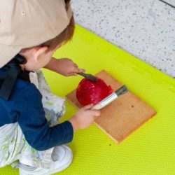 Museu Oscar Niemeyer promove oficina para bebês de 12 a 24 meses no mês de março