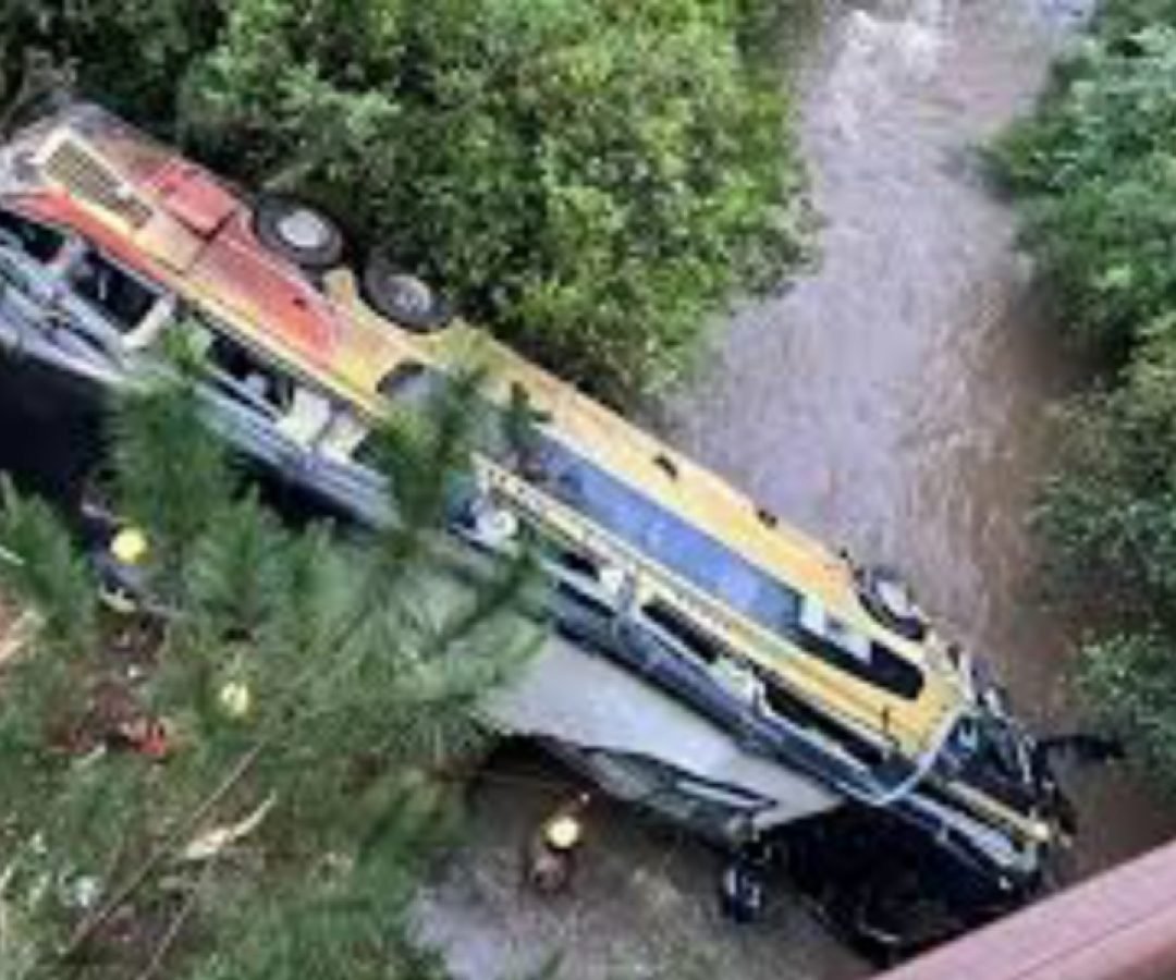 acidente com ônibus deixa ao menos nove mortos e dezenas de feridos na Argentina