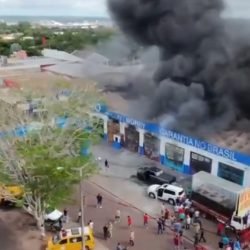 Incêndio de grandes proporções atinge loja no Salto del Guairá no Paraguai e destrói milhares de produtos