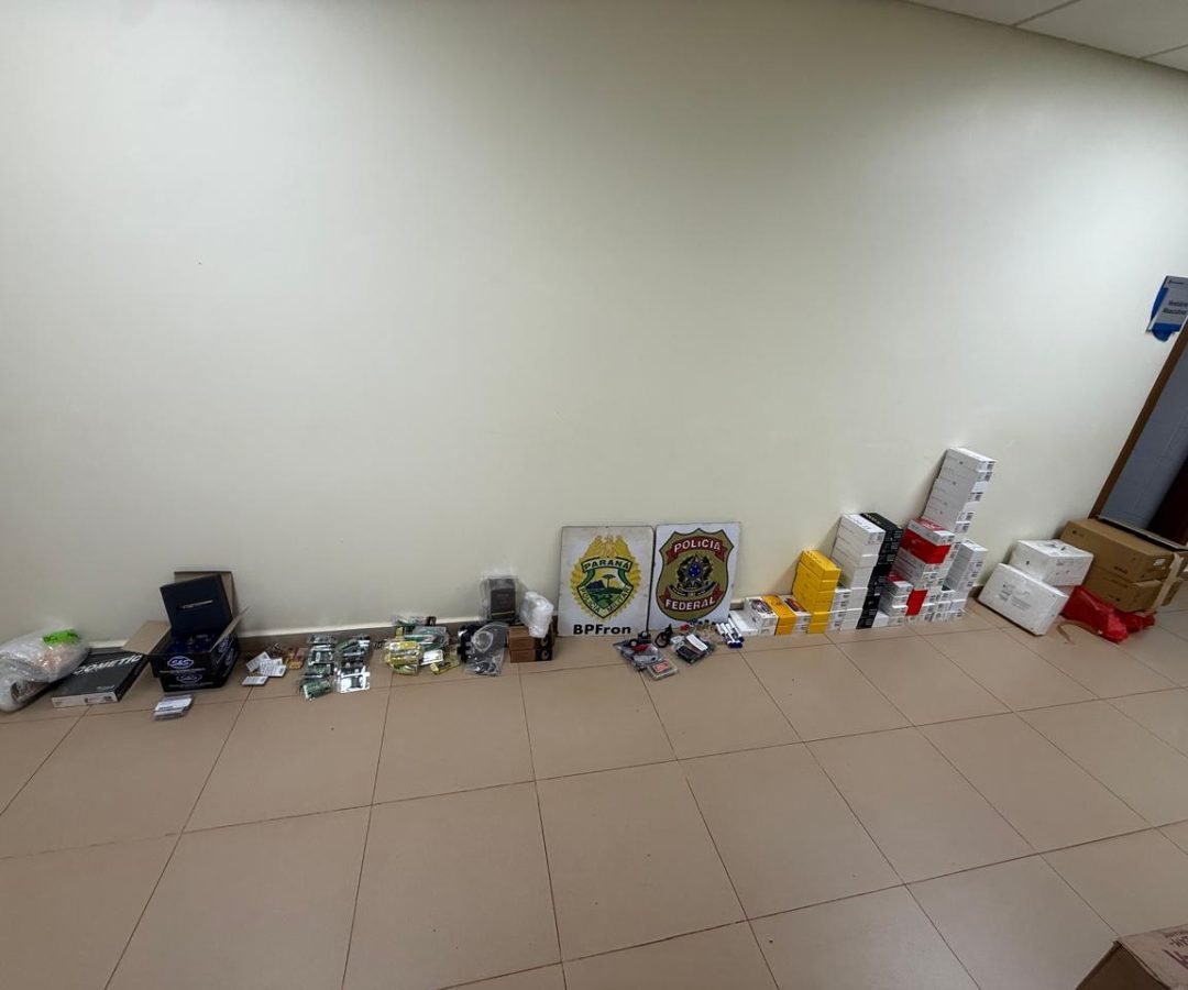 PF e BPFRON estouram depósito de contrabando em Guaíra (PR) e prendem suspeito