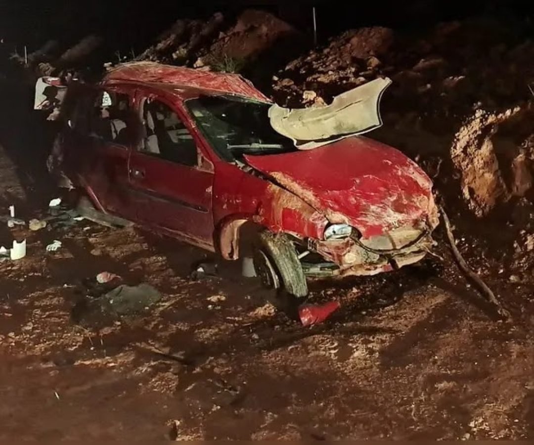 Sem habilitação, motorista se envolve em acidente que mata criança na PR-151