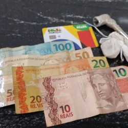 Guarda Civil patrimonial e GM detém homem após resistência e uso de drogas em prédio público no Alto Alegre