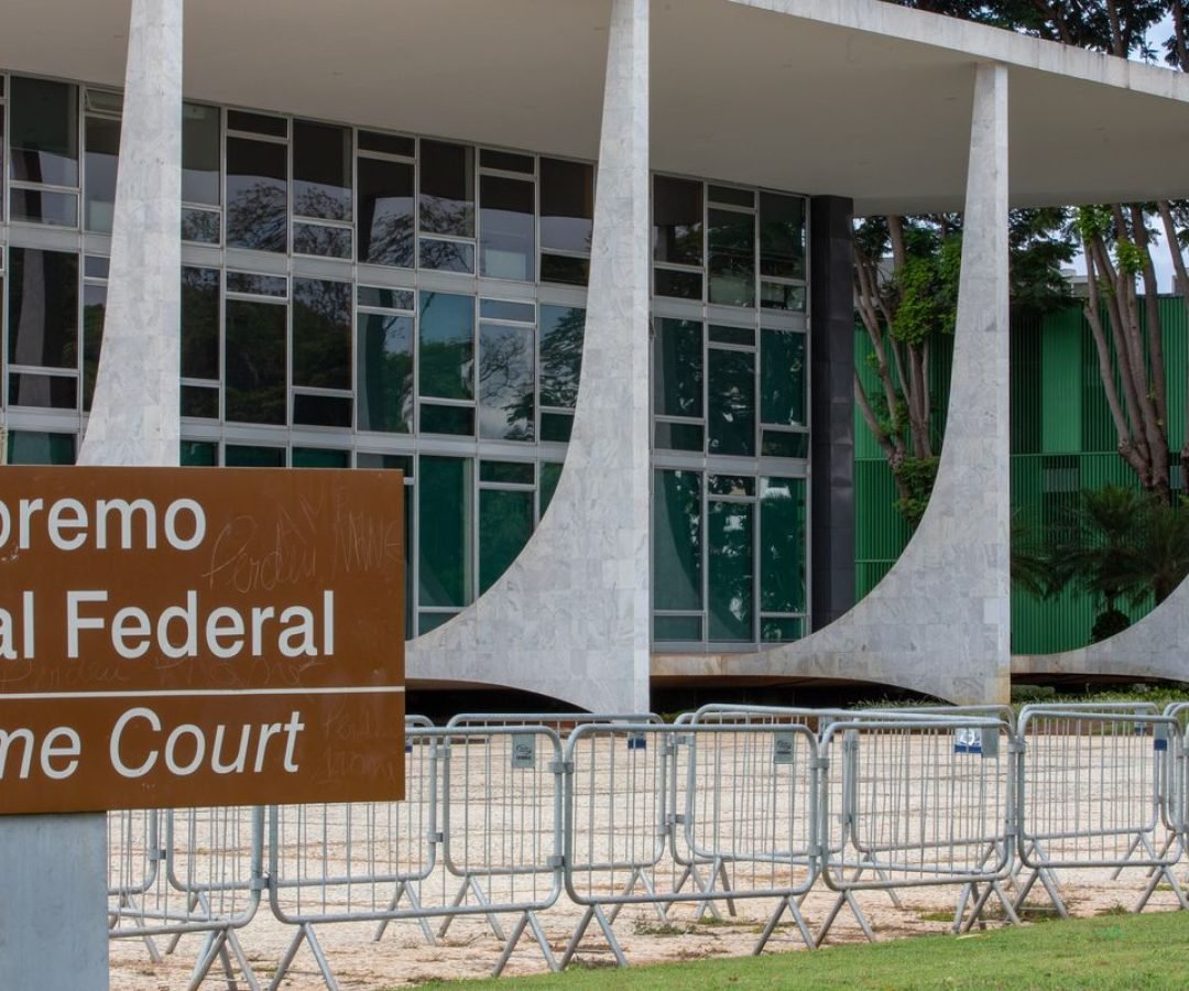 STF reconhece fim da ação penal do golpe para Mauro Cid