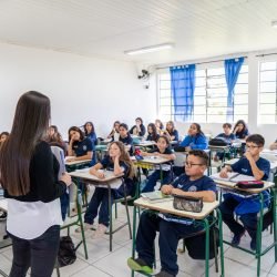 Educação abre nova consulta pública para ampliação do Programa Parceiro da Escola