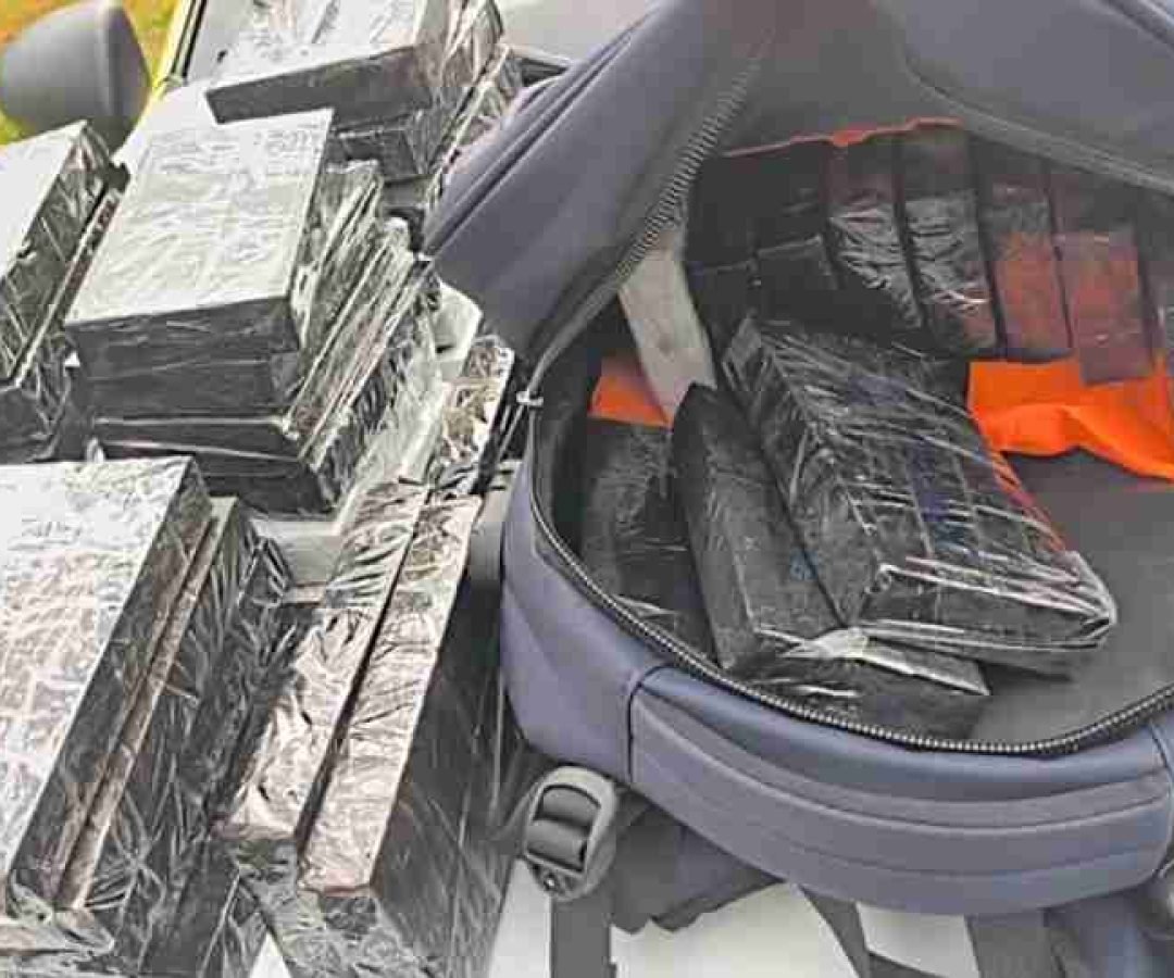 Homem é preso com carga de contrabando avaliada em cerca de R$ 700 mil na BR-277 - catve.com