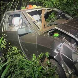 Veículo com alerta de furto se envolve em acidente na PR-486 e motorista foge em Tupãssi - catve.com