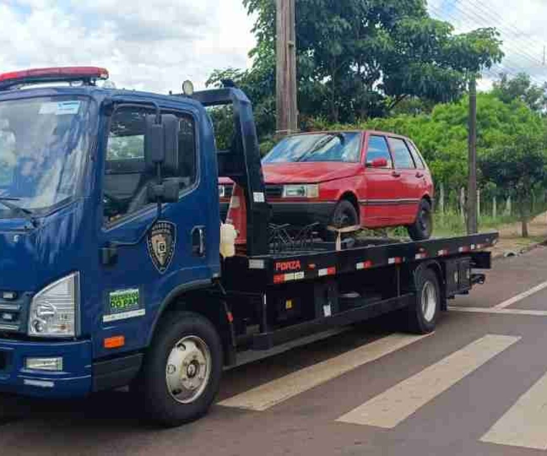 Guarda Municipal recupera carro furtado horas após crime em Cascavel - catve.com