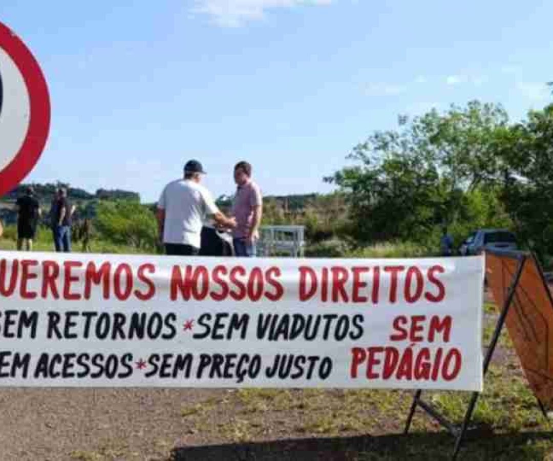 Moradores protestam contra novo pedágio na BR-163 - catve.com