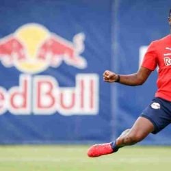 Bragantino multa zagueiro por fala machista contra árbitra - catve.com