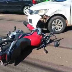 Motociclista fica ferido em batida com carro em Toledo - catve.com