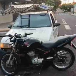 Motociclista de 19 anos fica ferido em batida com carro no bairro São Francisco, em Toledo - catve.com