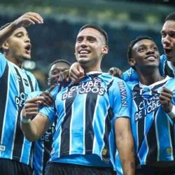 Grêmio vence o Atlético-MG por 2 a 1 na Arena - catve.com