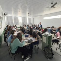Começa retorno gradativo das aulas dos alunos do Instituto de Educação de Paranaguá