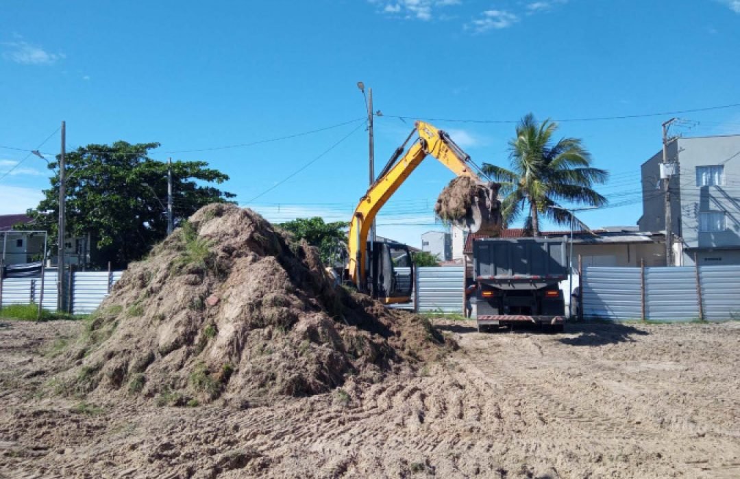 Esporte de base: obras da nova Escola de Surfe de Matinhos avançam