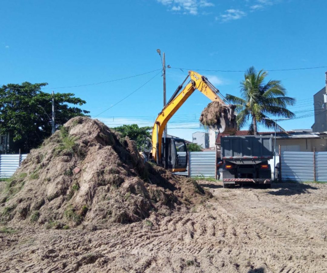 Esporte de base: obras da nova Escola de Surfe de Matinhos avançam